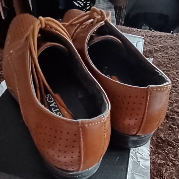 Men's Civilized Oxford leather Softstags w/ Memory foam - Picture 3 of 7